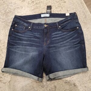 TORRID First AT Fit Dark Blue Denim Shorts Size 20